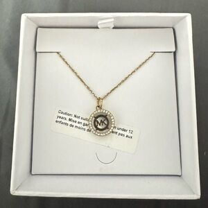 Michael Kors MK Necklace Gold